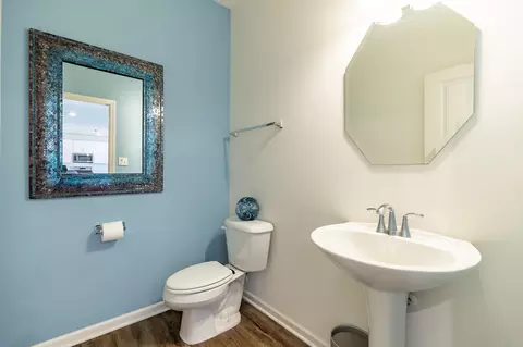 Bath - 10461 Pine Ln, Saint John, IN 46373 photo 1 of 5