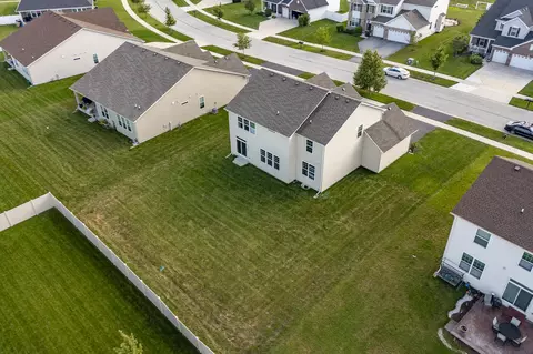 View/Area - 10461 Pine Ln, Saint John, IN 46373 photo 6 of 9