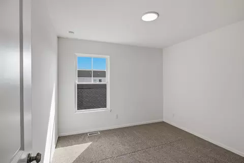 Bedroom - 1603 Parkside Ln #G, Dyer, IN 46311 photo 2 of 3