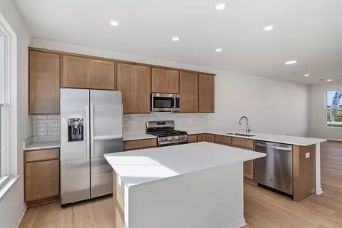 Kitchen - 1603 Parkside Ln #G, Dyer, IN 46311 photo 1 of 2