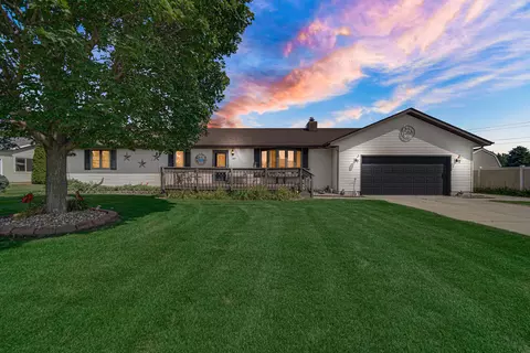 2895 S Collins Dr, La Porte, IN 46350