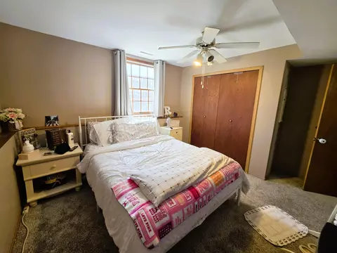 Bedroom - 1285 W 98th Ave, Crown Point, IN 46307 photo 7 of 10