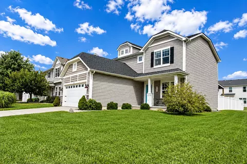 Exterior - 527 Chicory Ln, Valparaiso, IN 46385 photo 6 of 8