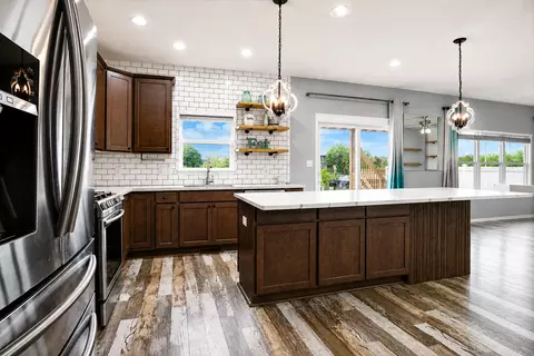 Kitchen - 527 Chicory Ln, Valparaiso, IN 46385 photo 3 of 6