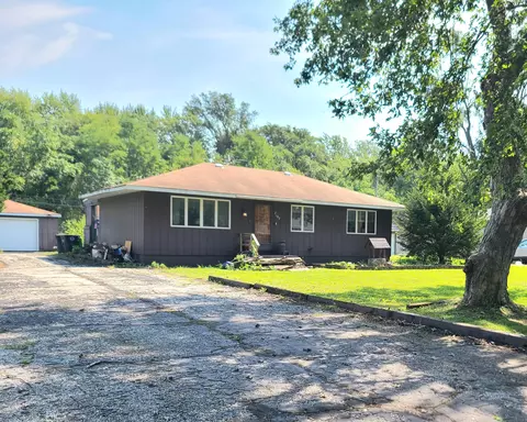 7707 Montana St, Merrillville, IN 46410