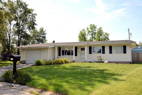 385 Riviera Ct, Valparaiso, IN 46385