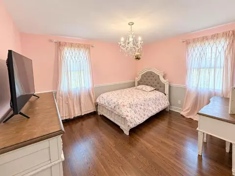 Bedroom - 8124 Monroe Ave, Munster, IN 46321 photo 3 of 3