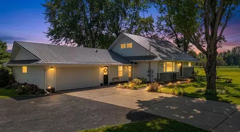 3288 W Small Rd, La Porte, IN 46350