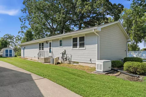 Exterior - 446 N Glenwood Dr, Griffith, IN 46319 photo 3 of 3