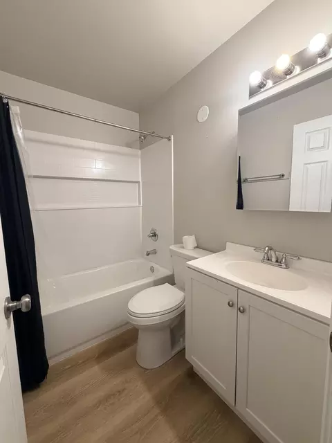 2232 Whitcomb St, Gary, IN 46404 photo 4