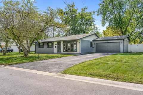 3107 W 79th Pl, Merrillville, IN 46410