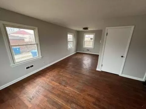 Living - 811 E 15th Ave, Gary, IN 46407 photo 1 of 5