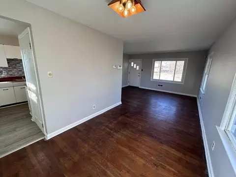 Living - 811 E 15th Ave, Gary, IN 46407 photo 4 of 5