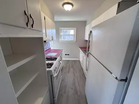 Kitchen - 811 E 15th Ave, Gary, IN 46407 photo 1 of 2