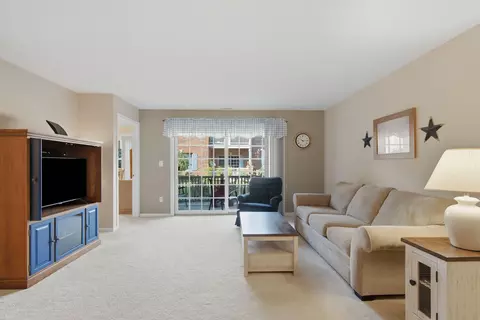 Living - 545 Cambridge #1A, Munster, IN 46321 photo 1 of 1