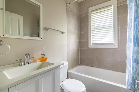 Bath - 1517 Delaware St, Gary, IN 46407 photo 3 of 3