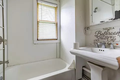 Bath - 1517 Delaware St, Gary, IN 46407 photo 2 of 3