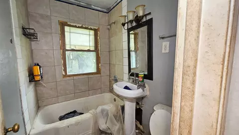 4962 Adams St, Gary, IN 46408 photo 5