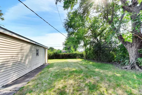 Exterior - 2081 Wright St, Gary, IN 46404 photo 5 of 7
