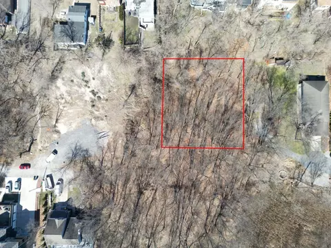 7824 Maple Ave, Gary, IN 46403 photo 6