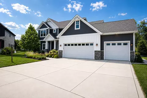 Exterior - 12925 Red Lily Way, Saint John, IN 46373 photo 2 of 6