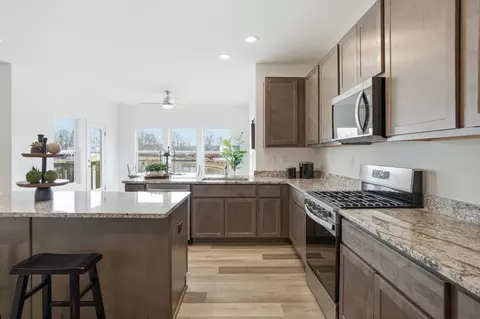 Kitchen - 3931 Harvest Dr, Portage, IN 46368 photo 4 of 6