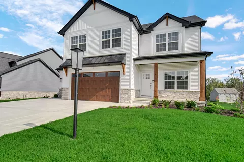 614 Idlewild Ln, Chesterton, IN 46304