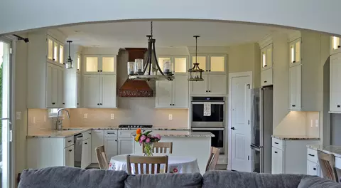 Kitchen - 13366 Waterleaf Dr, Saint John, IN 46373 photo 2 of 8