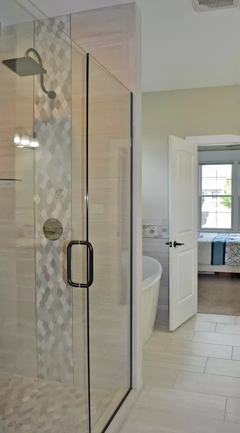 Bath - 13366 Waterleaf Dr, Saint John, IN 46373 photo 4 of 7