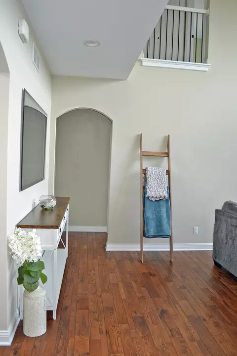 Entry Way - 13366 Waterleaf Dr, Saint John, IN 46373 photo 3 of 9
