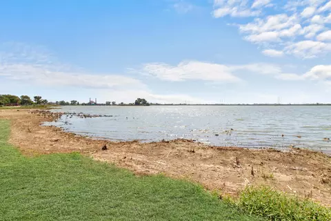 View/Area - 2014 Benjamin Pl, Whiting, IN 46394 photo 2 of 2