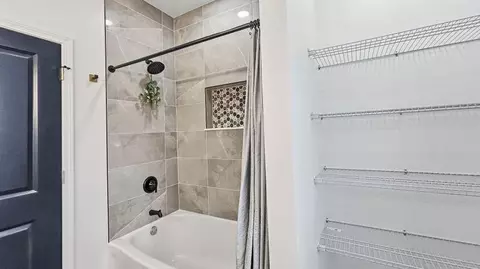 Bath - 2461 New York Ave, Whiting, IN 46394 photo 2 of 3