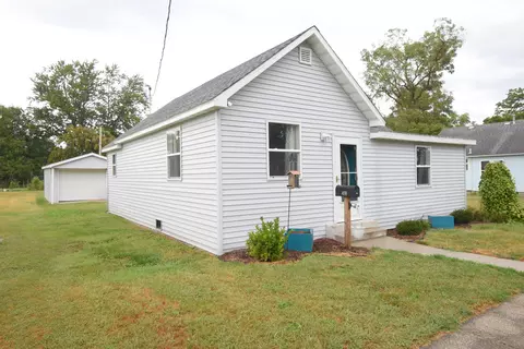 418 E Oak St, Rensselaer, IN 47978