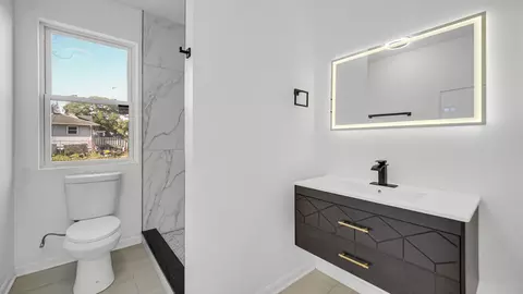 Bath - 1323 Johnson St, Gary, IN 46407 photo 1 of 3
