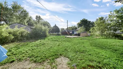 Exterior - 1323 Johnson St, Gary, IN 46407 photo 5 of 9