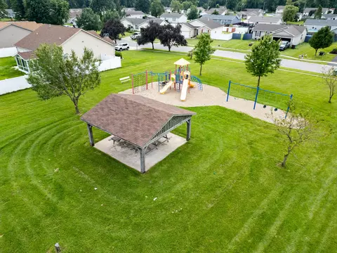 1174 Putman Pl, Burns Harbor, IN 46304 photo 3