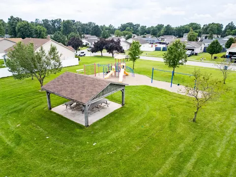 1182 Putman Pl, Burns Harbor, IN 46304 photo 3