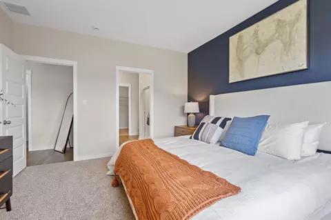 Bedroom - 6 Maximillian Dr, Hobart, IN 46342 photo 2 of 12