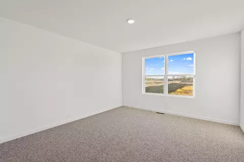 Bedroom - 6 Maximillian Dr, Hobart, IN 46342 photo 9 of 12