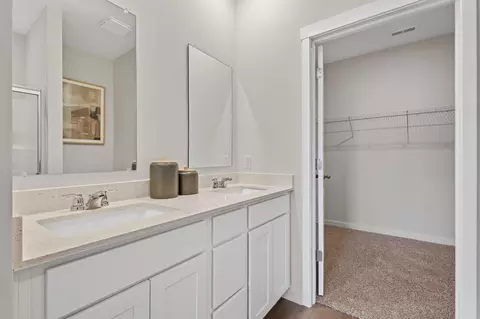 Other - 6 Maximillian Dr, Hobart, IN 46342 photo 2 of 10