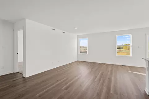 Living - 6 Maximillian Dr, Hobart, IN 46342 photo 3 of 3