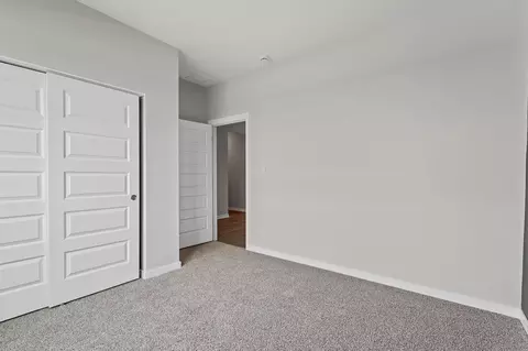 Bedroom - 39 Maximillian Dr, Hobart, IN 46342 photo 8 of 8