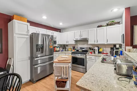 Kitchen - 982 Elm Dr, Crown Point, IN 46307 photo 1 of 4