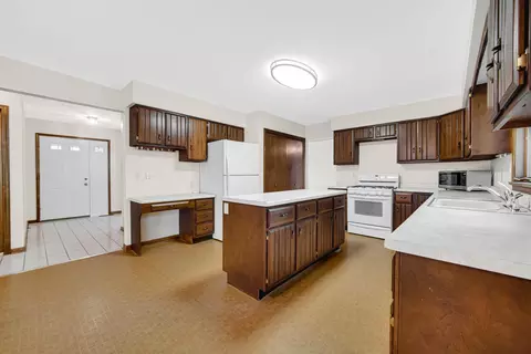 Kitchen - 9757 Redbud Rd, Munster, IN 46321 photo 1 of 2