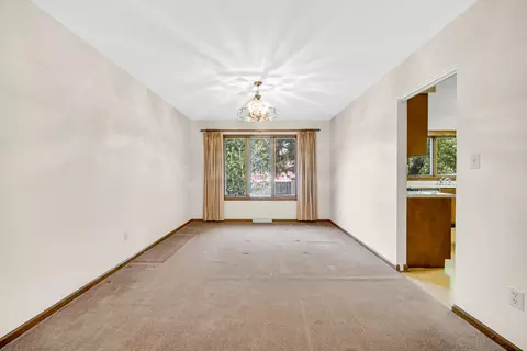 Living - 9757 Redbud Rd, Munster, IN 46321 photo 4 of 7