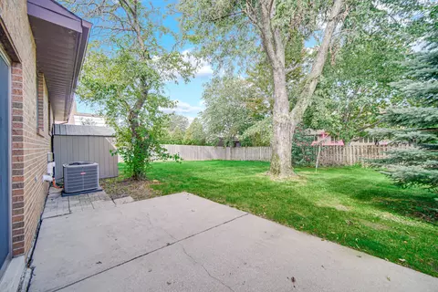 Exterior - 9757 Redbud Rd, Munster, IN 46321 photo 2 of 6