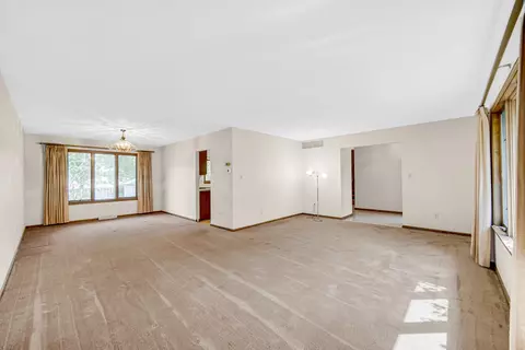 Living - 9757 Redbud Rd, Munster, IN 46321 photo 2 of 7