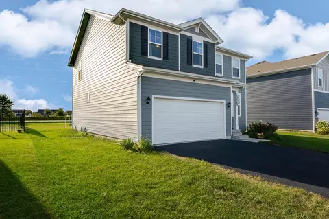 Exterior - 10560 Azalea Dr, Crown Point, IN 46307 photo 3 of 6