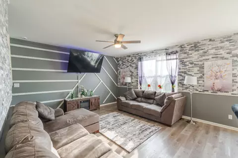 Living - 10560 Azalea Dr, Crown Point, IN 46307 photo 2 of 2