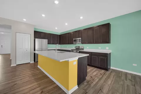 Kitchen - 11110 Alabama Pl, Crown Point, IN 46307 photo 2 of 3